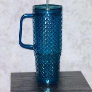 Blue Plastic Textured Tumbler with Handle